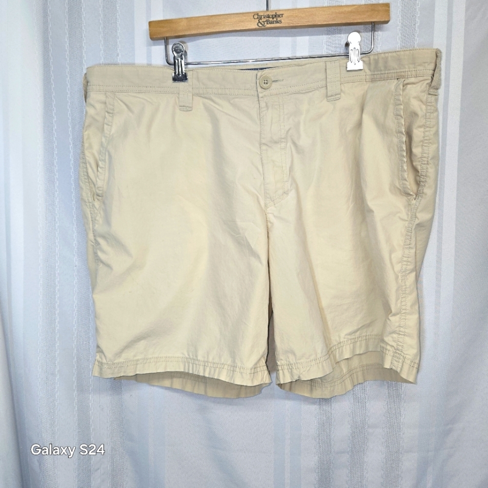 COLUBIA SPORTSWEAR COMPANY MEN TAN SHORTS SIZE 40 W